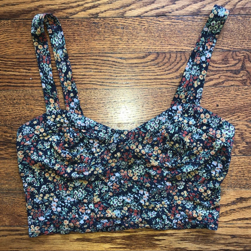 UO pins & needles Floral Crop Top